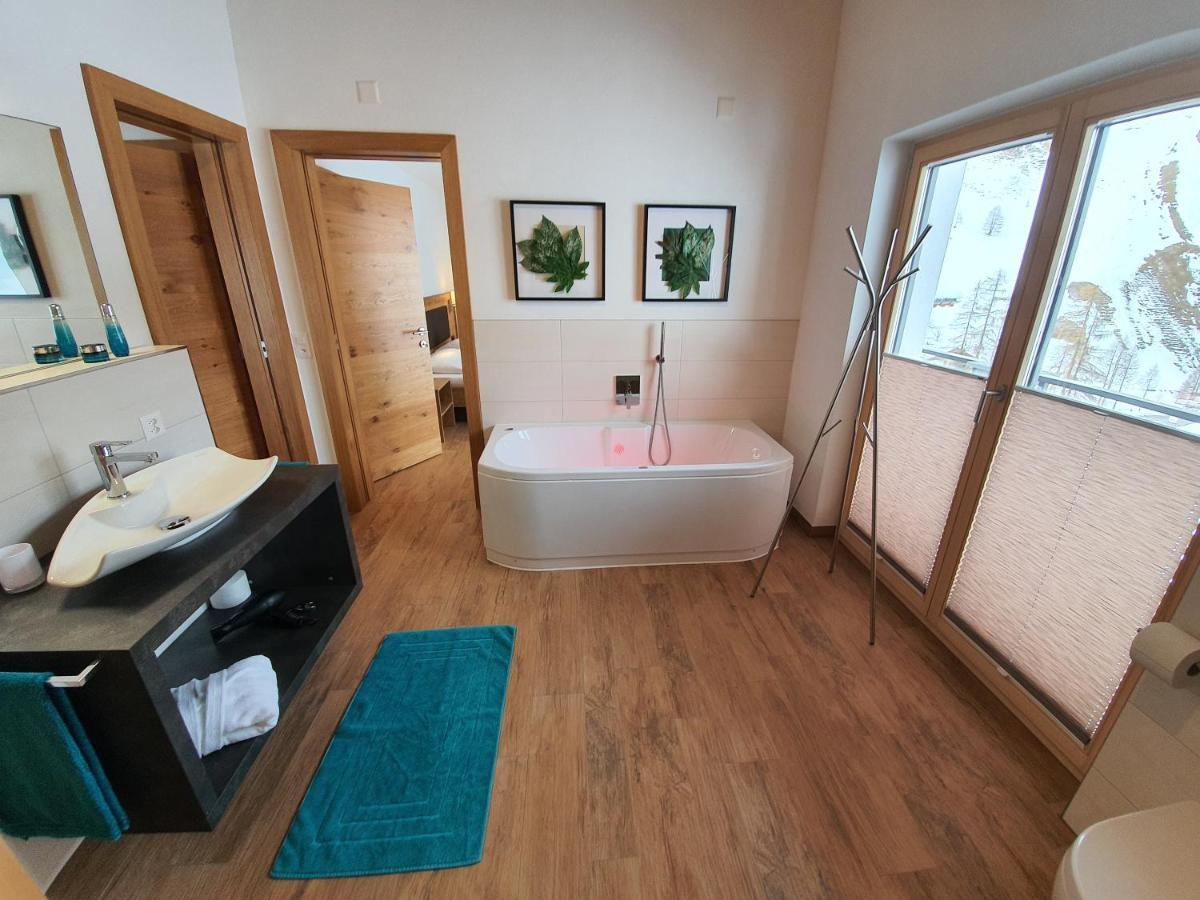 Engadin Lodge Premium & Private Samnaun Esterno foto
